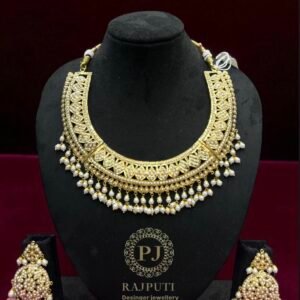 MANAK MOTI SET