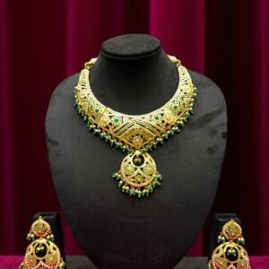 MANAK MOTI SET